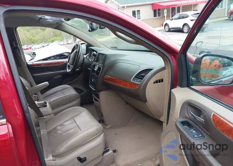 2014 Chrysler Town & Country Touring-L из США, поврежденный, VIN 2C4RC1CG8ER329328